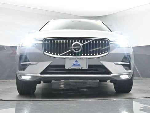 Used 2023 Volvo XC60 B5 Plus w/ Climate Package AWD/4WD image 12