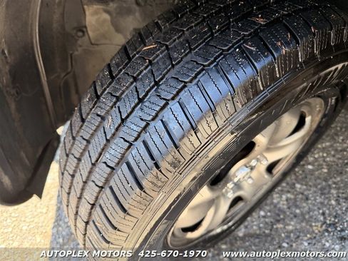 Used 2013 Honda CR-V LX image 23