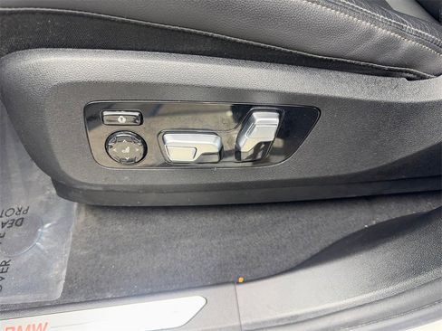 Used 2019 BMW X7 xDrive40i w/ Cold Weather Package image 31