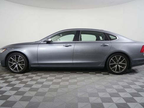 Used 2018 Volvo S90 T5 Momentum w/ Convenience Package image 6