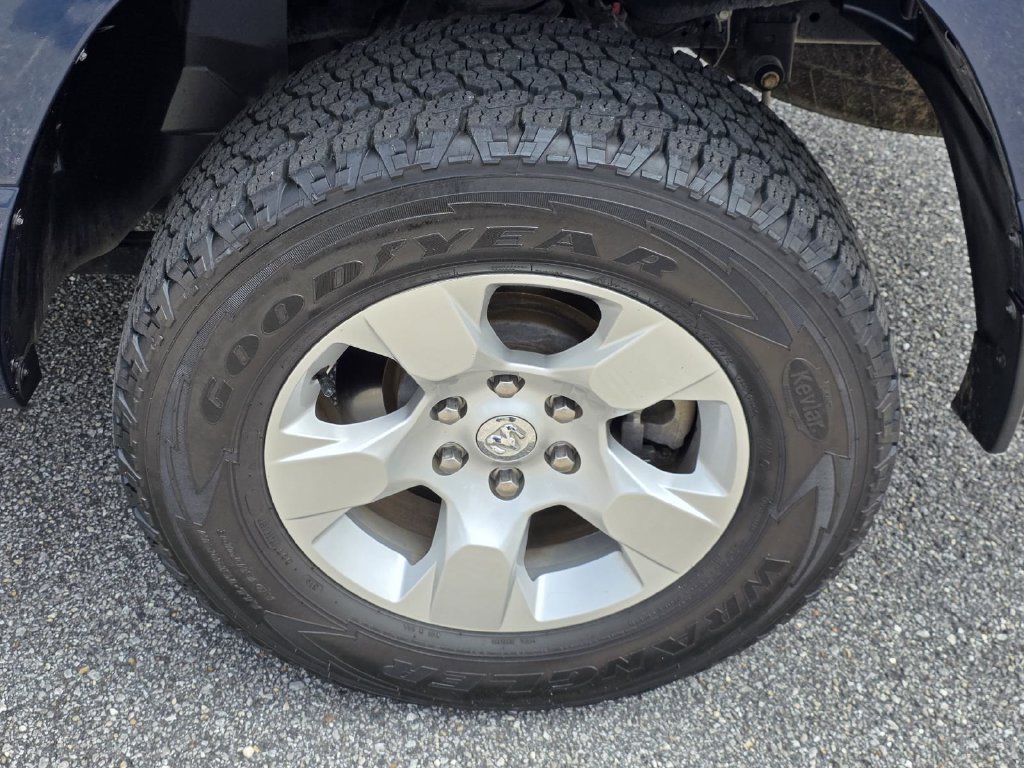 Used 2022 RAM 1500 Big Horn AWD/4WD image 29