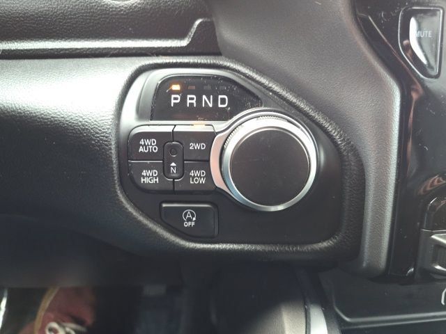 Used 2025 RAM 1500 Big Horn AWD/4WD image 17