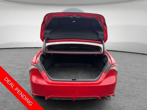 Used 2021 Toyota Camry SE w/ Cold Weather Package image 25