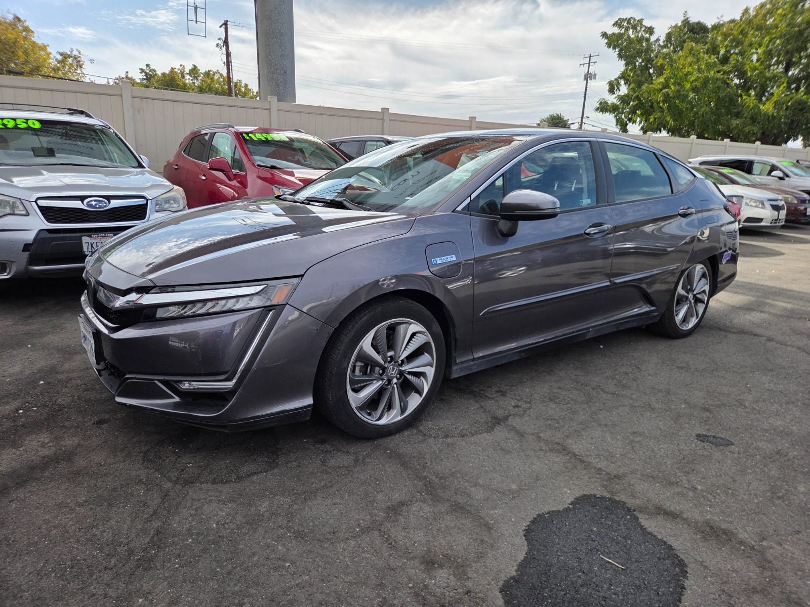 Used 2019 Honda Clarity Touring image 1