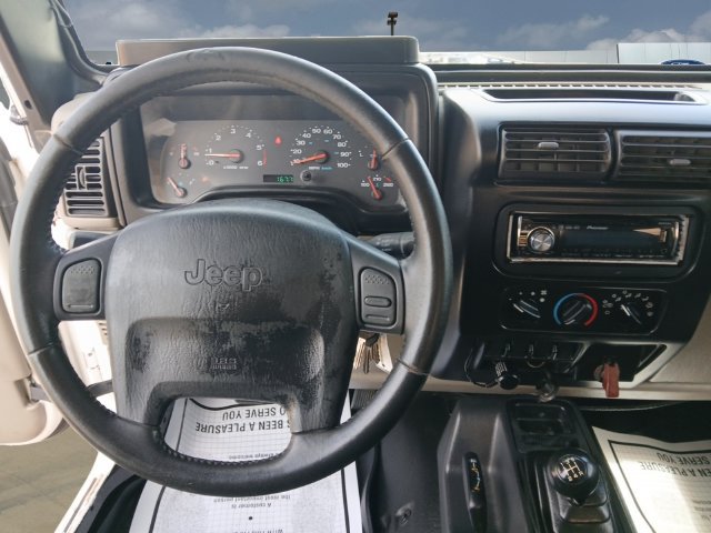 Used 2003 Jeep Wrangler X AWD/4WD image 10