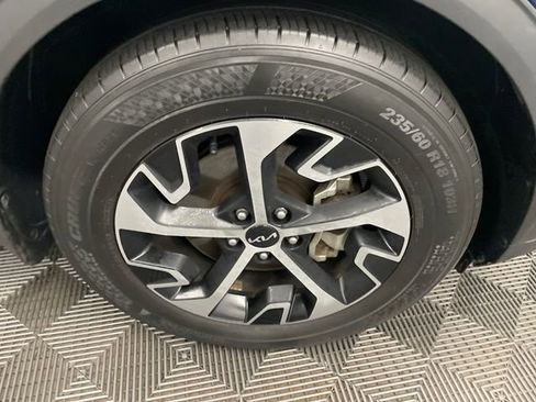 Used 2023 Kia Sportage EX image 30