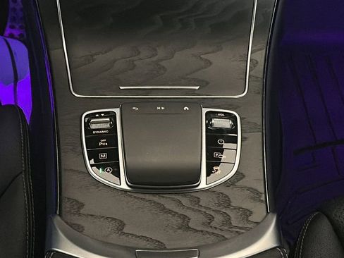 Used 2021 Mercedes-Benz GLC 300 image 21