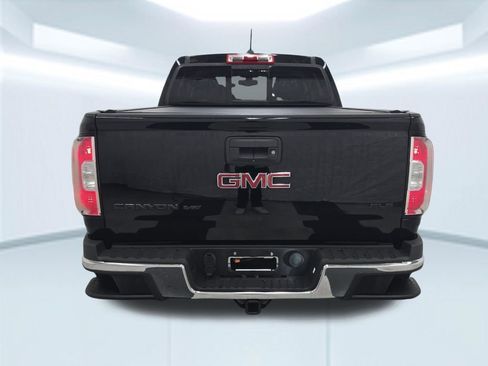 Used 2019 GMC Canyon SLE w/ Elevation Edition image 17