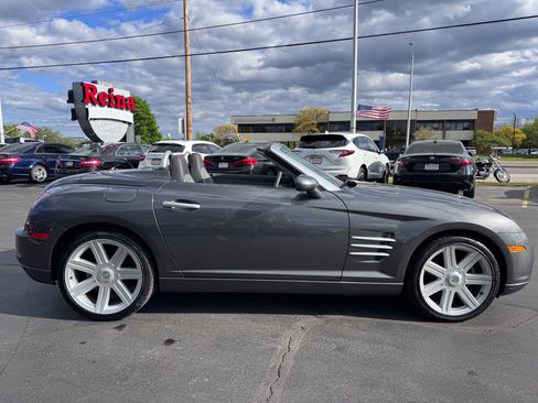 Used 2005 Chrysler Crossfire Limited RWD image 10