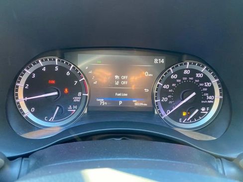 Used 2022 Toyota Highlander XLE FWD image 18