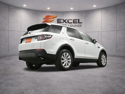 Used 2016 Land Rover Discovery Sport SE AWD/4WD image 42