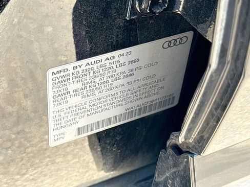 Certified 2023 Audi Q3 2.0T Premium w/ Convenience Package AWD/4WD image 44