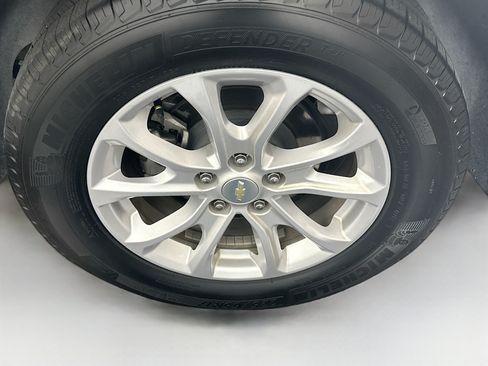 Used 2018 Chevrolet Equinox LT FWD image 11