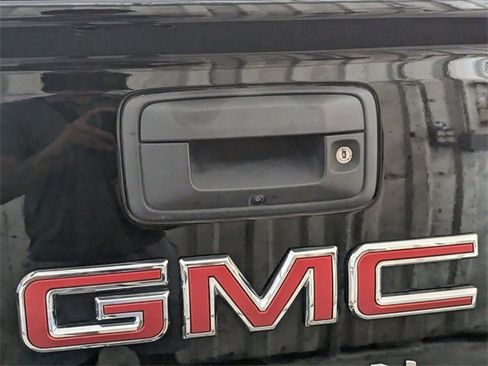 Used 2022 GMC Canyon Elevation image 10