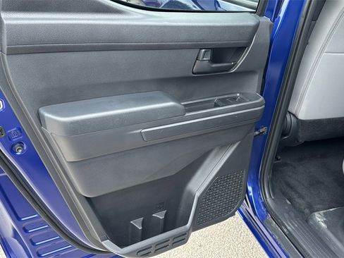 Certified 2025 Toyota Tacoma SR5 image 22