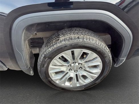 Certified 2022 GMC Sierra 1500 Denali w/ Denali Premium Package image 19