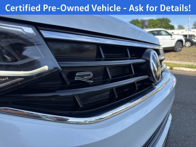 Certified 2023 Volkswagen Tiguan SE R-Line AWD/4WD image 29