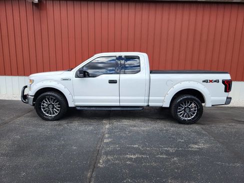 Used 2015 Ford F150 XLT w/ Equipment Group 301A Mid AWD/4WD image 2