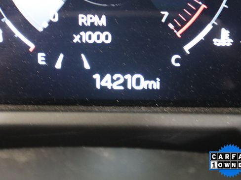 Used 2025 GMC Acadia Elevation AWD/4WD image 19