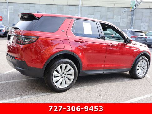 Used 2023 Land Rover Discovery Sport SE image 8