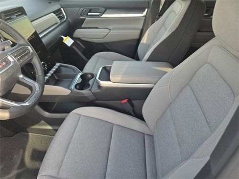 New 2026 GMC Terrain Elevation image 17