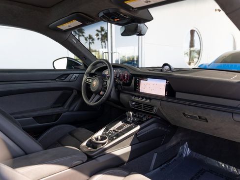 Certified 2025 Porsche 911 Carrera 4 GTS image 20