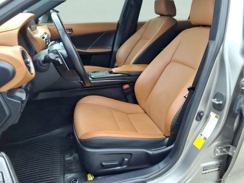 Used 2022 Lexus IS 300 w/ Accessory Package RWD image 11