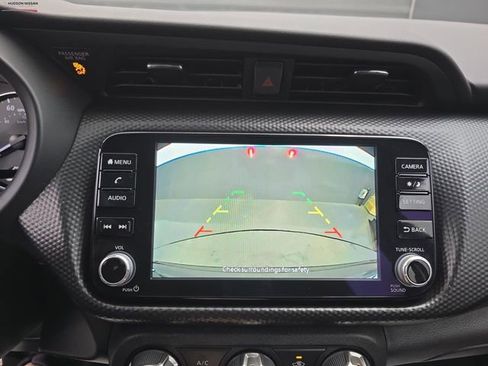 Used 2024 Nissan Kicks SV image 27