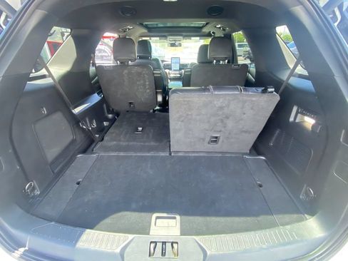 Used 2023 Ford Explorer ST w/ Equipment Group 401A AWD/4WD image 28