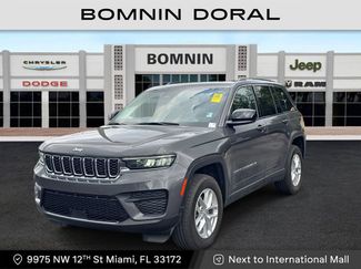 Used 2023 Jeep Grand Cherokee Laredo X video 1