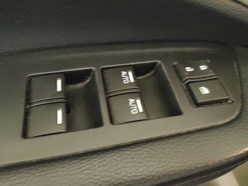 Used 2020 Honda Pilot Touring image 27