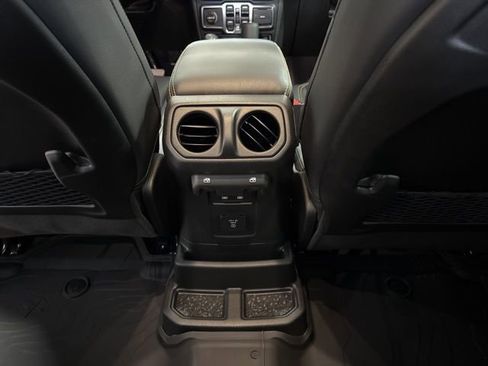 New 2026 Jeep Wrangler Sahara image 38