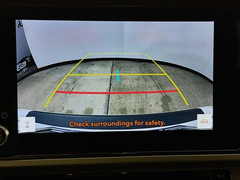 Used 2025 Toyota Camry XSE image 13