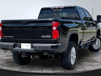 Used 2021 Chevrolet Silverado 2500 High Country w/ Z71 Off-Road Package AWD/4WD video 2