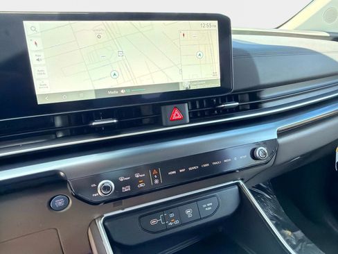 New 2026 Kia Carnival FWD image 20