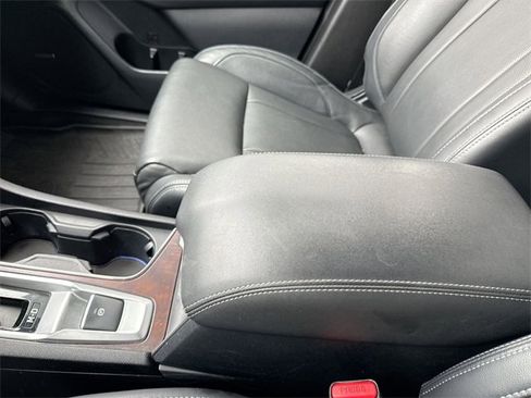 Used 2023 Subaru Ascent Touring image 21