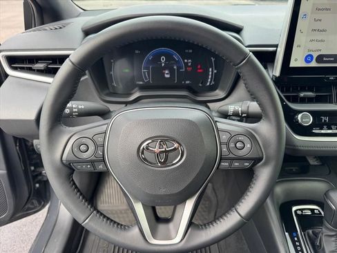 Certified 2025 Toyota Corolla SE w/ SE Premium Package image 20