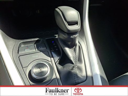 Certified 2025 Toyota RAV4 XLE AWD/4WD image 14