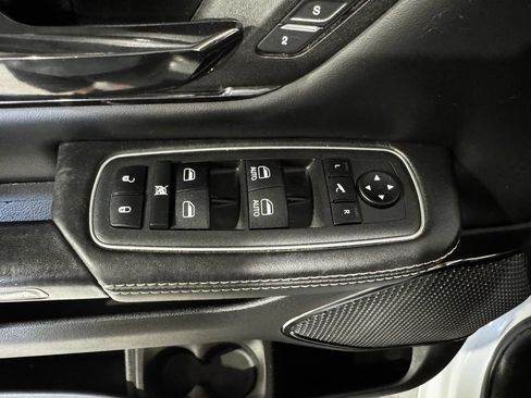 Used 2022 RAM 1500 Limited w/ Body-Colour Bumper Group AWD/4WD image 19