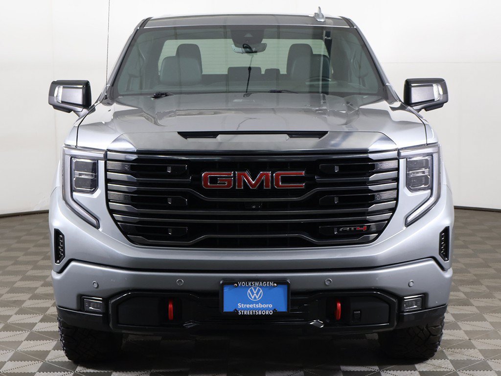 Used 2023 GMC Sierra 1500 AT4 w/ Technology Package AWD/4WD image 15