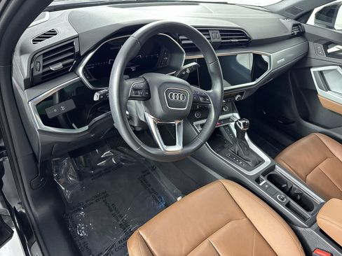 Used 2022 Audi Q3 2.0T Premium Plus w/ Premium Plus Package AWD/4WD image 22