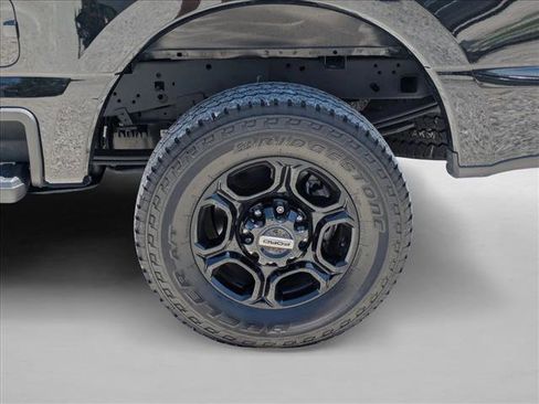 Used 2024 Ford F250 XL w/ STX Appearance Package AWD/4WD image 8
