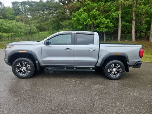 Used 2023 GMC Canyon AT4 w/ AT4 Premium Package AWD/4WD image 2