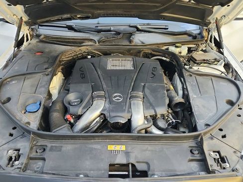 Used 2017 Mercedes-Benz S 550 Sedan image 32
