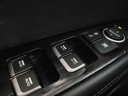 Used 2019 Kia Sorento EX FWD image 27