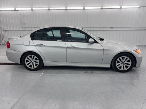 Used 2006 BMW 325xi Sedan AWD/4WD image 7