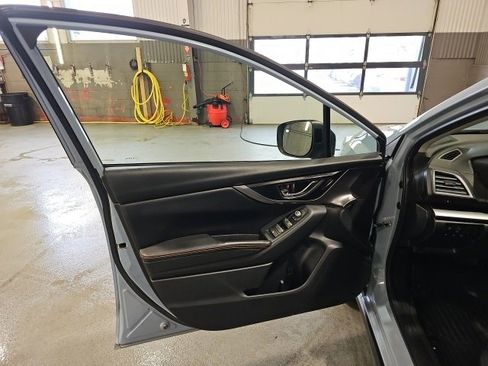 Used 2020 Subaru Crosstrek 2.0i Limited w/ Moonroof Package image 10