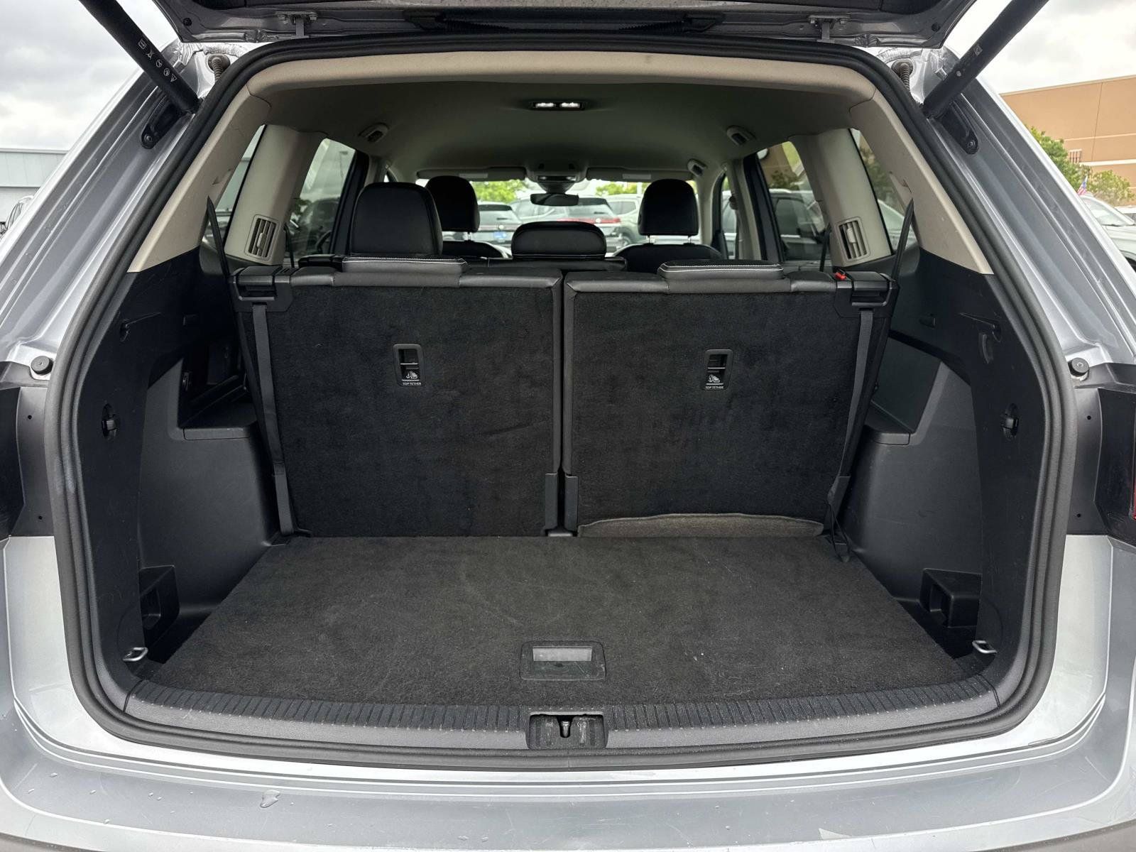 Used 2024 Volkswagen Atlas SE FWD image 8