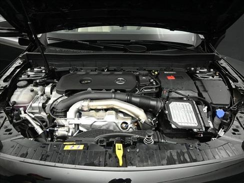 Certified 2026 Mercedes-Benz GLB 250 4MATIC image 30