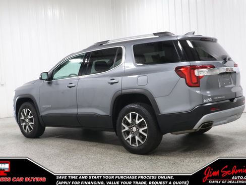 Used 2021 GMC Acadia SLE w/ Driver Convenience Package image 4